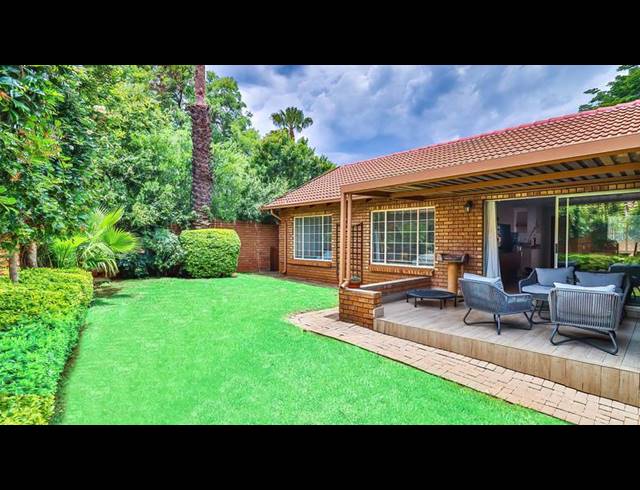2 BEDROOM TOWNHOUSE FOR SALE IN HIGHVELD